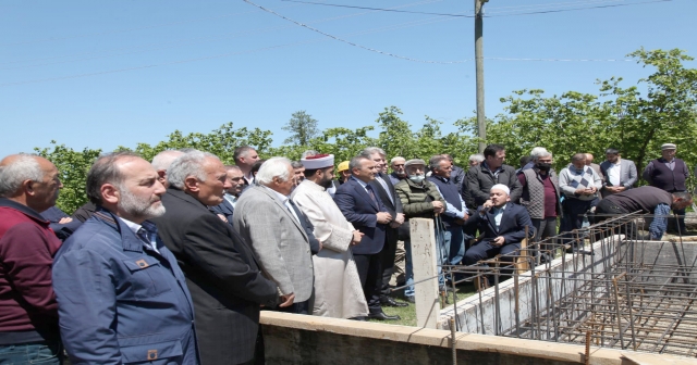 CAMİİNİN TEMELİ DUALARLA ATILDI