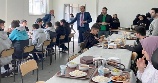47 BİN ÖĞRENCİYE ÜCRETSİZ YEMEK