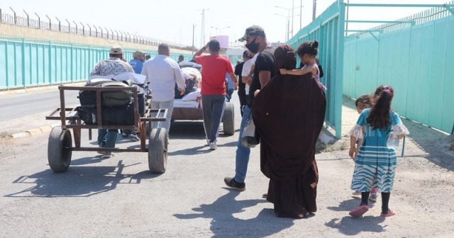 "625 Bin Suriyeli Ülkesine Geri Döndü"