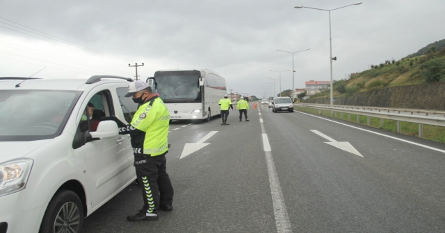 67 ARAÇ TRAFİKTEN MEN EDİLDİ