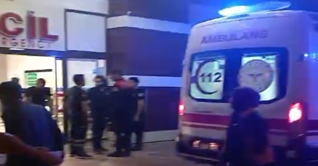 Adıyamanlılar Yaralı Polislere Kan Vermeye Koştu