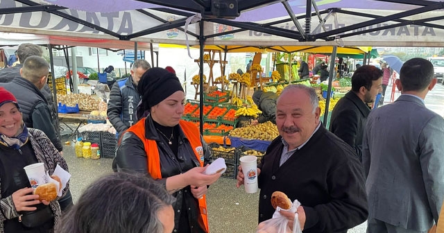 ATAKUM BELEDİYESİ'NDEN ÖĞRENCİLERE VE ESNAFA SICAK ÇORBA