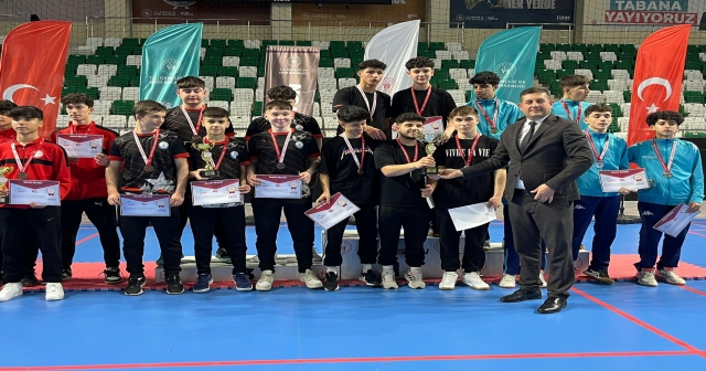 Badminton'da Türkiye Şampiyonları Belli Oldu