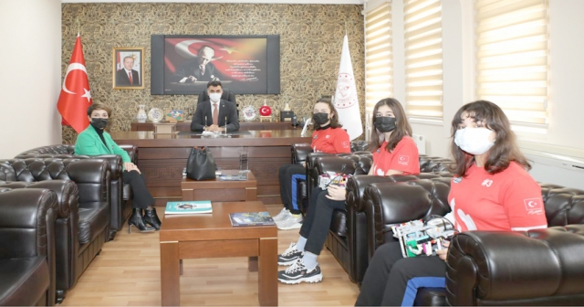 BAHÇEŞEHİR KOLEJİ ORDU ENVER YÜCEL  KAMPÜSÜ ÖĞRENCİLERİNDEN ZİYARET