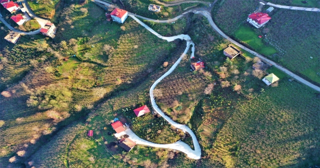 BAŞKAN TÖREN VERDİĞİ SÖZLERİ BİR BİR YERİNE GETİRİYOR