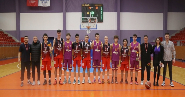 BASKETBOL MÜSABAKALARI SONA ERDİ