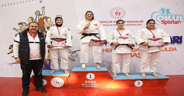 "Büyükşehir Sporcuları, Yeni Zaferlerle Parlıyor!"