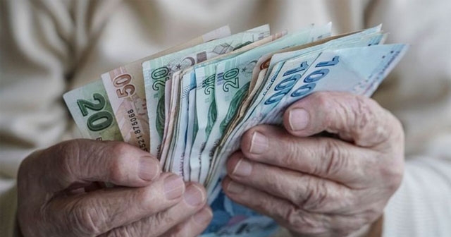 Emekliler 5 Bin Liralık İkramiyesine Yarın Kavuşacak