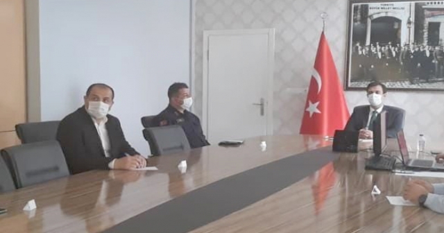 COVİD-19 DEĞERLENDİRME TOPLANTISI GERÇEKLEŞTİRİLDİ