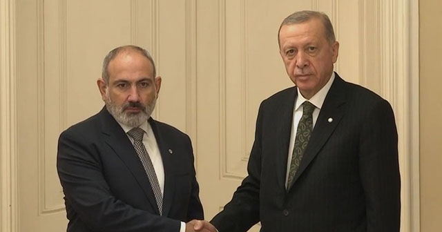 CUMHURBAŞKANI ERDOĞAN PAŞİNYAN'LA GÖRÜŞTÜ
