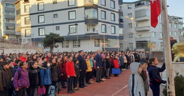 DEPREMZEDE ÖĞRENCİLER EĞİTİME BAŞLADI