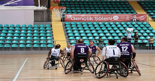 ENGELSİZLER ORDUSU DEPLASMANDA GALİP