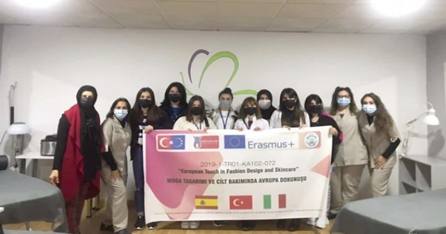 ERASMUS PROJESİNİ TAMAMLADILAR