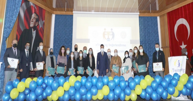 ETWINNING ÖDÜL TÖRENİ GERÇEKLEŞTİRİLDİ