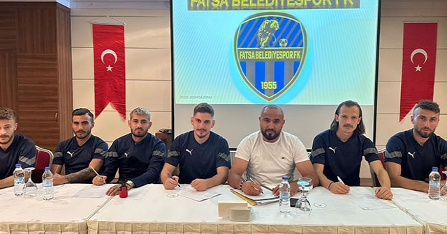 FATSA BELEDİYESPOR'DAN AFYON'DA İMZA ŞOV