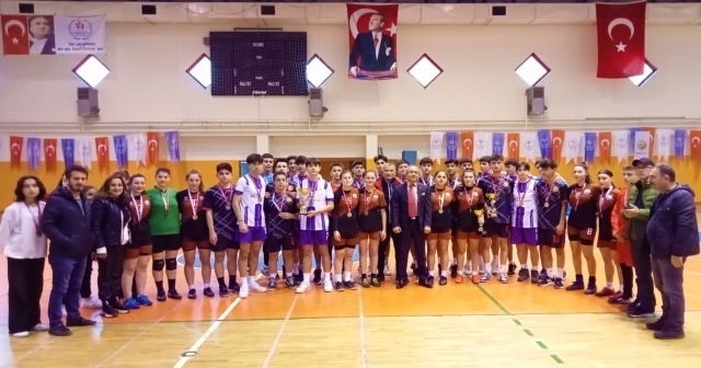 FUTSAL İL BİRİNCİLİĞİ DEVAM EDİYOR