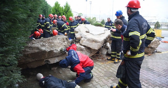 GİRESUN İTFAİYESİ’NDEN DEPREM TATBİKATI