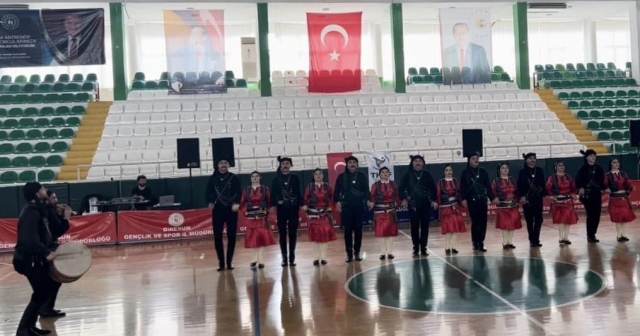 Giresun'da Halk Oyunları Coşkusu Yaşandı