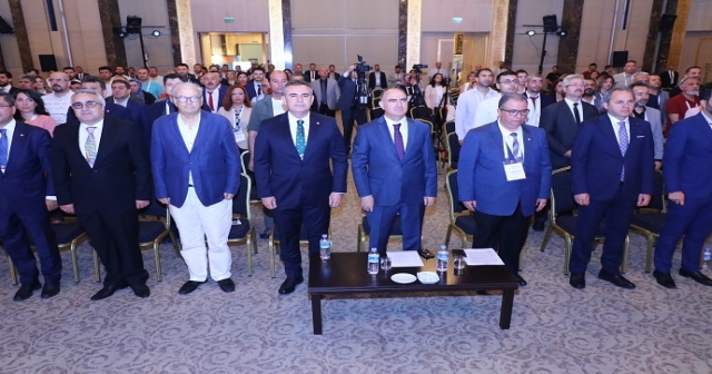“HASTALARIMIZIN YAŞADIKLARI MAĞDURİYETİN SORUMLUSU ECZACILAR DEĞİL”