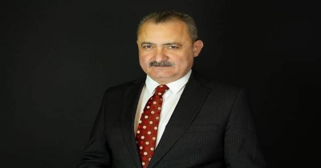 İLK İSTİFA ESKİ VEKİLDEN GELDİ