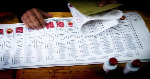 İstanbul'da oy pusulasının boyu 94,5 cm olacak
