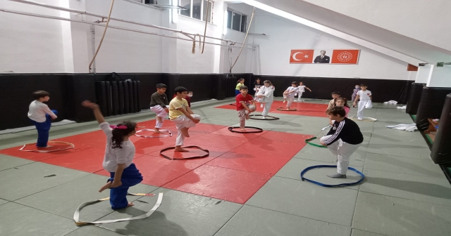 JUDO ÇALIŞMALARI YENİ KAYITLAR İLE DEVAM EDİYOR