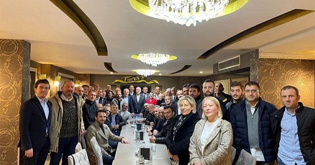 TEK DERNEK ÇATISI ALTINDA BULUŞTULAR!