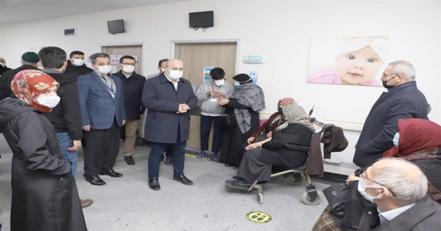 MÜDÜR KASAPOĞLU, KORGAN DEVLET HASTANESİNİ ZİYARET ETTİ