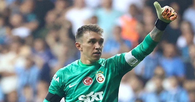 MUSLERA'DAN REKOR