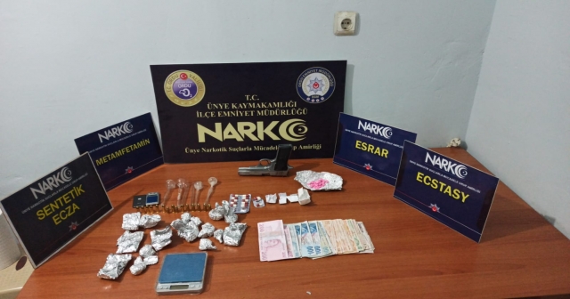NARKOTİK EKİPLERDEN OPERASYON