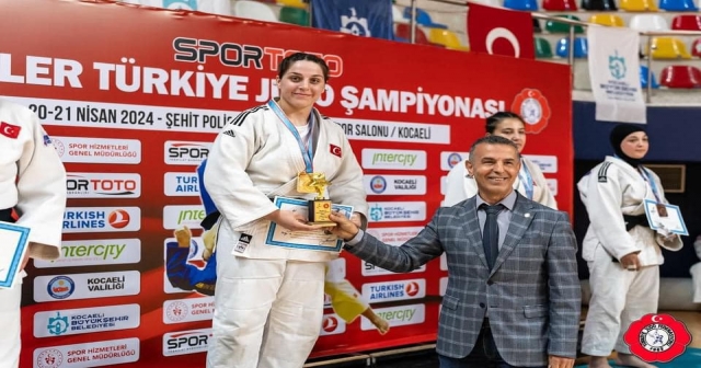 OBB SPOR KULÜBÜ BAŞARIYA DOYMUYOR