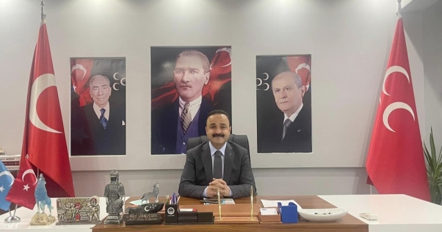 ‘ÖĞRETMEN, CEHALETİ YENEN DURUŞUN ADIDIR’