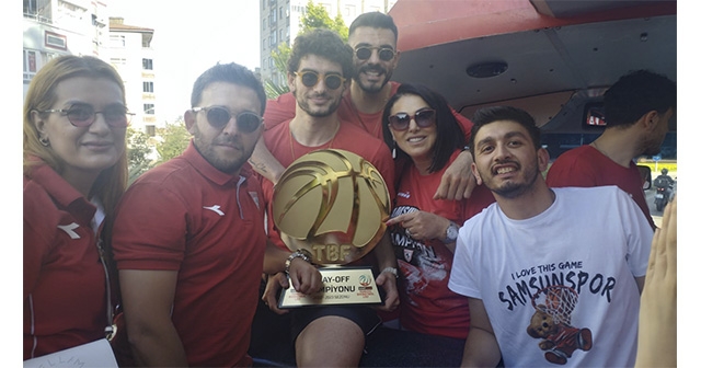 ÖNCE FUTBOL ŞİMDİ BASKETBOL