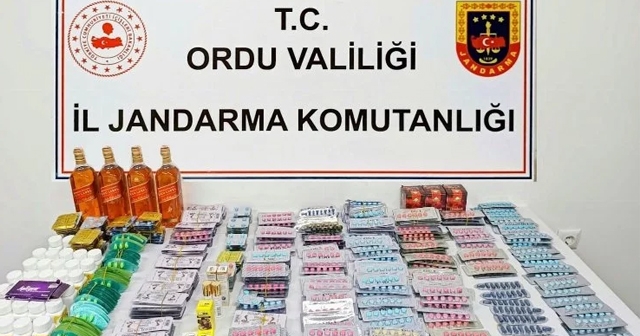 ORDU'DA 4 LİTRE KAÇAK ALKOL ELE GEÇİRİLDİ 4 ŞÜPHELİ GÖZALTINDA