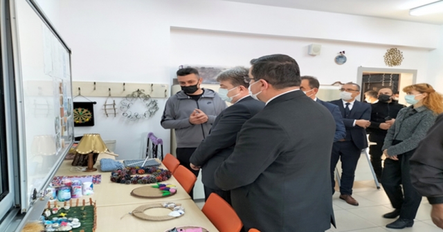 ÖZEL ÇOCUKLARIN ÖZEL BECERİ ATÖLYESİ
