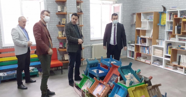 PENBE-İZZET ŞAHİN GÜZEL SANATLAR LİSESİNDE ÖRNEK UYGULAMA: SANAT KÜTÜPHANESİ