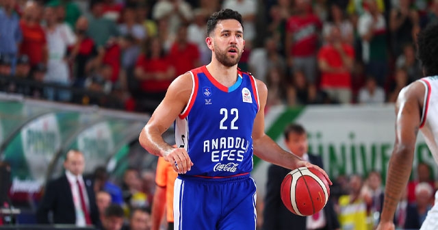 ŞAMPİYON ANADOLU EFES