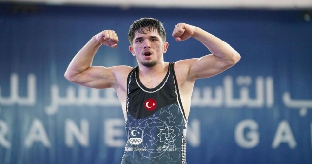 ŞAMPİYON MUHAMMET KARAVUŞ