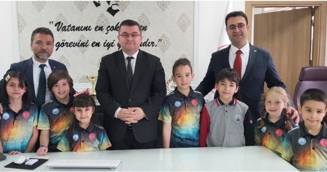ŞAMPİYONLARDAN ZİYARET