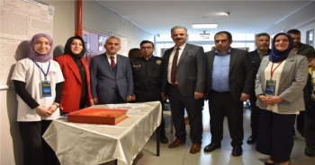 Trabzon'da "TÜBİTAK 4006 B Bilim Fuarı" açıldı
