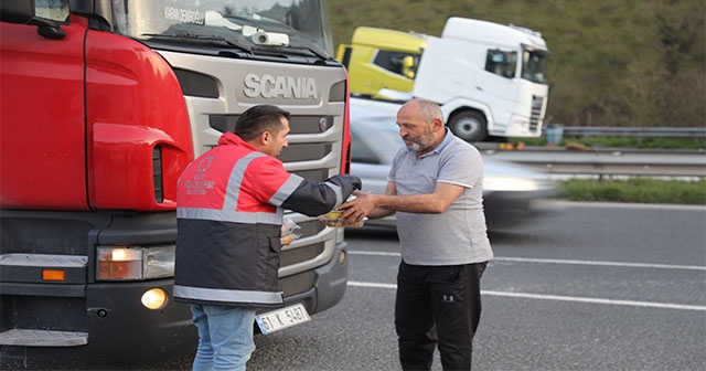 TIR ŞOFÖRLERİ İFTAR SAATİNİ ORDU’YA GÖRE AYARLIYOR