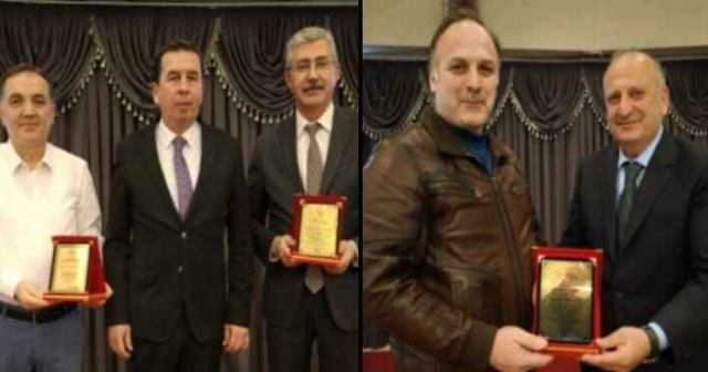 Ünye'de Meslekte 25 Yılını Dolduran Sağlıkçılara Plaket Verildi