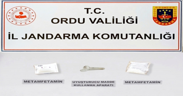 UYUŞTURUCU ELE GEÇiRiLDi