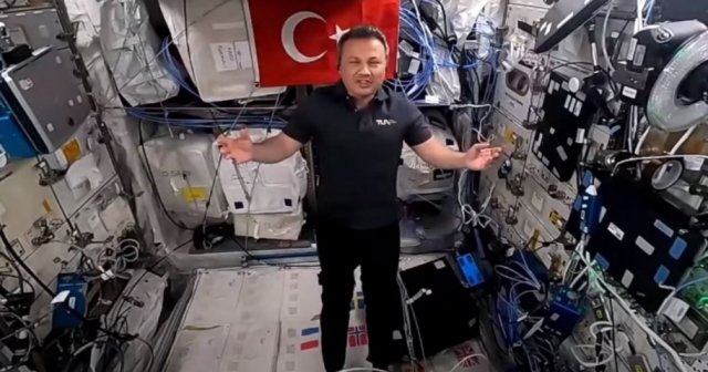 Uzayda son saatler; Alper Gezeravcı dönüşe geçiyor !