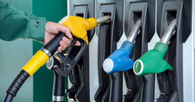 "Yakıt Fiyatlarındaki Artışlar Araç Sahiplerini Endişelendiriyor"