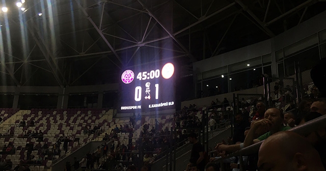 Yeni Ordu Stadyumunda ilk yarı bitti
