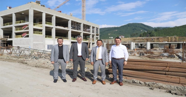 YENİ SAĞLIK MÜDÜRÜ ŞEHİR HASTANESİNDE İNCELEMELERDE BULUNDU