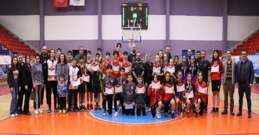 3X3 Basketbol Grup Müsabakalar Sona Erdi