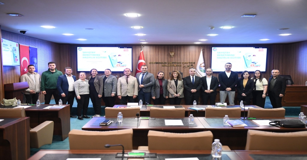 Altınordu Belediyesi’nden Personellere Çiftte Eğitim