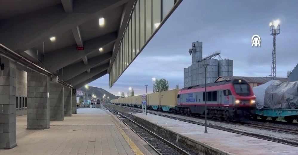 Bakü-Tiflis-Kars Demiryolu Yük Taşımaya Açıldı